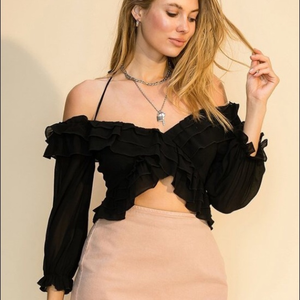 Black Ruffle Off the Shoulder Crop Top Size Large NWT